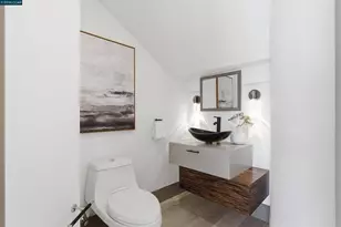 11 Bigleaf Rd, Orinda, CA 94563 - Photo 15