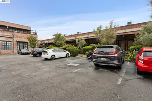 425 11th St, Oakland, CA 94606 - Photo 45