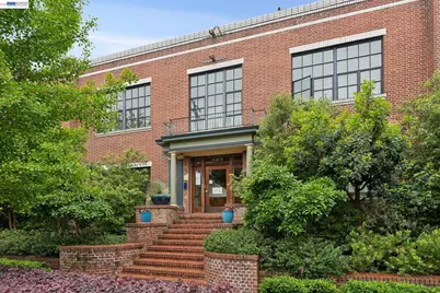 425 11th St #6, Oakland, CA 94606 - Photo 47