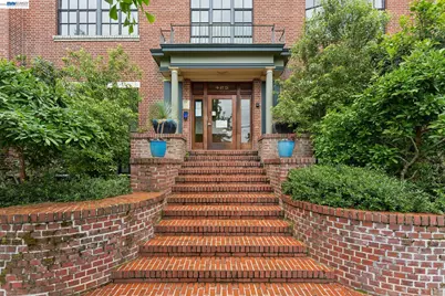 425 11th St #6, Oakland, CA 94606 - Photo 47