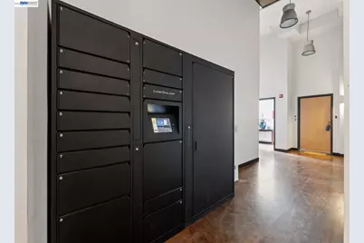 425 11th St #6, Oakland, CA 94606 - Photo 45