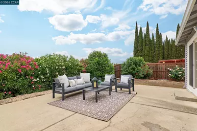 884 Serrana Ct, Pittsburg, CA 94565 - Photo 19