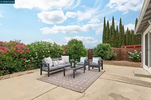 884 Serrana Ct, Pittsburg, CA 94565 - Photo 19