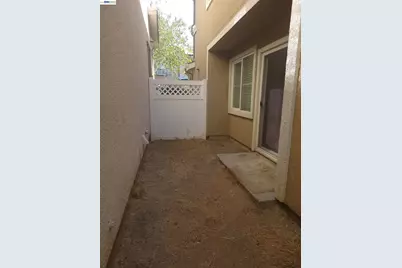 313 Turnstone Cir, Pittsburg, CA 94565 - Photo 43