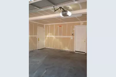 313 Turnstone Cir, Pittsburg, CA 94565 - Photo 41