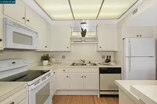 1305 Singingwood Ct, Walnut Creek, CA 94595 - Photo 7