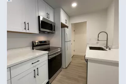 965 Shorepoint Ct #200, Alameda, CA 94501 - Photo 7