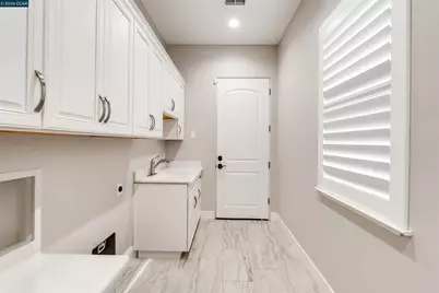 8705 Morgan Creek Ln, Roseville, CA 95747 - Photo 47