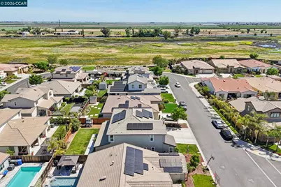 9253 Shearwater Cir, Discovery Bay, CA 94505 - Photo 41