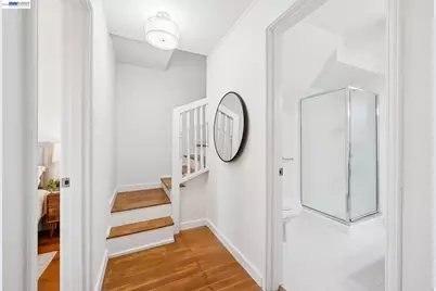 39 Chatsworth Ct, Oakland, CA 94611 - Photo 43