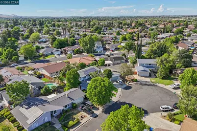 21 McClarren Ct, Brentwood, CA 94513 - Photo 41