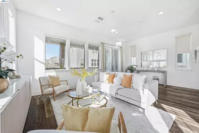 37645 Bay Crest Rd, Newark, CA 94560 - Photo 3