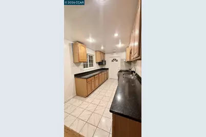 411 Vienna Street, San Francisco, CA 94112 - Photo 11