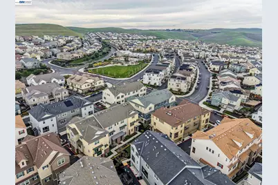 4022 Windsor Way, Dublin, CA 94568 - Photo 39