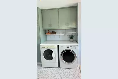 135 Alta Rd, Oakland, CA 94618 - Photo 25