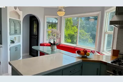135 Alta Rd, Oakland, CA 94618 - Photo 11