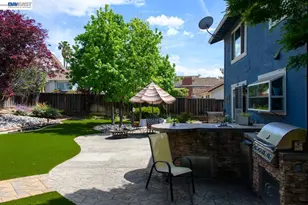 466 Crystalline Dr, Fremont, CA 94539 - Photo 11