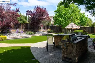 466 Crystalline Dr, Fremont, CA 94539 - Photo 5