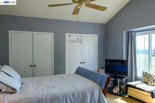 466 Crystalline Dr, Fremont, CA 94539 - Photo 17