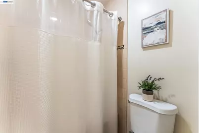 1130 Fontana Drive, Alameda, CA 94502 - Photo 31