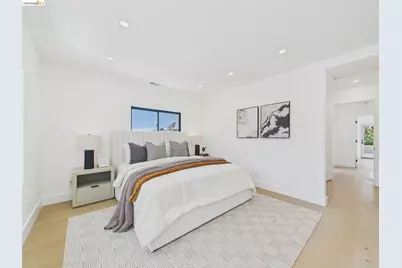 714 Walavista Ave, Oakland, CA 94610 - Photo 27