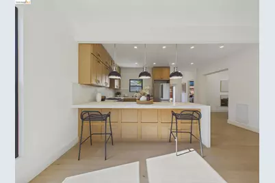 714 Walavista Ave, Oakland, CA 94610 - Photo 15