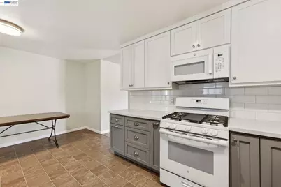 6759 Albyn Court, Newark, CA 94560 - Photo 13