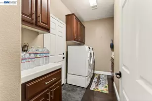 469 Monte Oro St, Manteca, CA 95337 - Photo 5