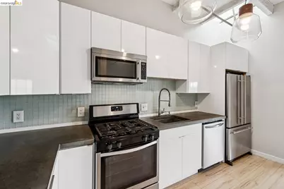 958 28th St #21, Oakland, CA 94608 - Photo 17