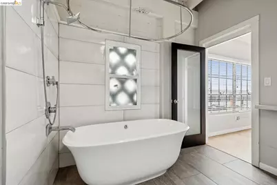 958 28th St #21, Oakland, CA 94608 - Photo 21