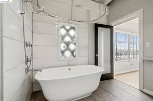 958 28th St, Oakland, CA 94608 - Photo 21