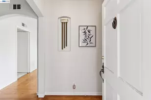 473 Pacific Ave, Alameda, CA 94501 - Photo 5