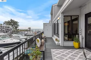 312 Tideway Dr, Alameda, CA 94501 - Photo 17