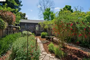 1716 Hearst Ave, Berkeley, CA 94703 - Photo 47