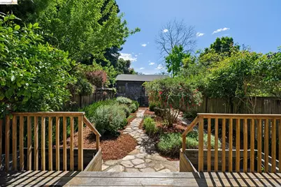 1716 Hearst Ave, Berkeley, CA 94703 - Photo 3