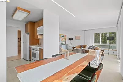 802 Delaware St #APT 202, San Mateo, CA 94401 - Photo 5