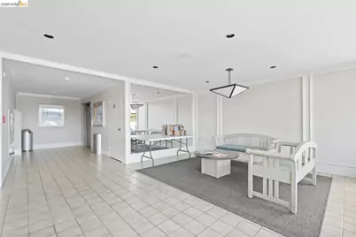 802 Delaware St #APT 202, San Mateo, CA 94401 - Photo 23