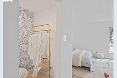 802 Delaware St #APT 202, San Mateo, CA 94401 - Photo 21