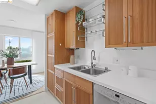 802 Delaware St, San Mateo, CA 94401 - Photo 13