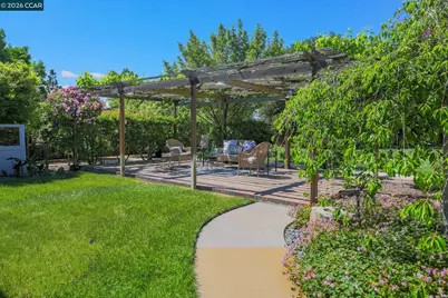 3624 Sanford St, Concord, CA 94520 - Photo 41