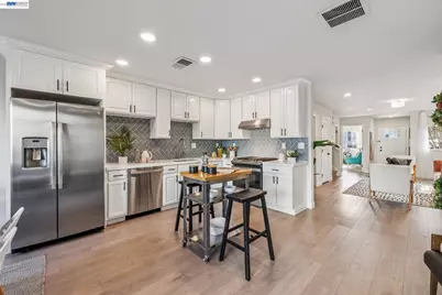 2431 Linden Street, Oakland, CA 94607 - Photo 7