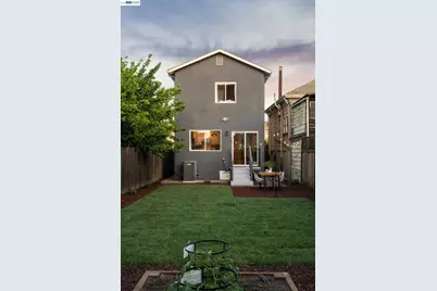 2431 Linden Street, Oakland, CA 94607 - Photo 37