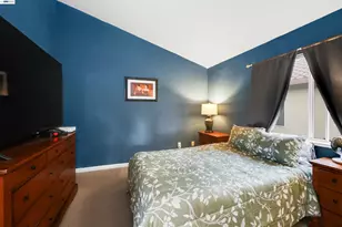 2065 Seville Dr, Tracy, CA 95377 - Photo 35