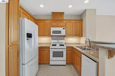 3275 Dublin Blvd #412, Dublin, CA 94568 - Photo 15