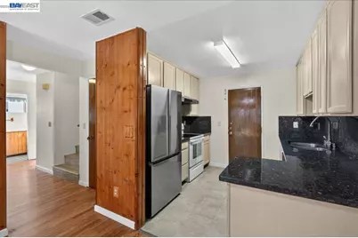 8373 Locust Pl, Dublin, CA 94568 - Photo 9