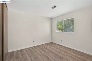 8373 Locust Pl, Dublin, CA 94568 - Photo 23