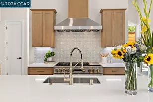 4006 Natasha Dr, Lafayette, CA 94549 - Photo 13