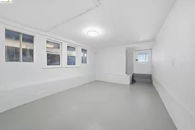 3316 Market St, Oakland, CA 94608 - Photo 39