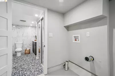 3223 Courtland Ave, Oakland, CA 94619 - Photo 37