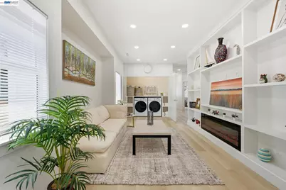 5605 16th St, Oakland, CA 94621 - Photo 1